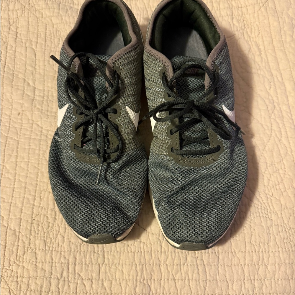 Nike Gray and White Knit Sneakers